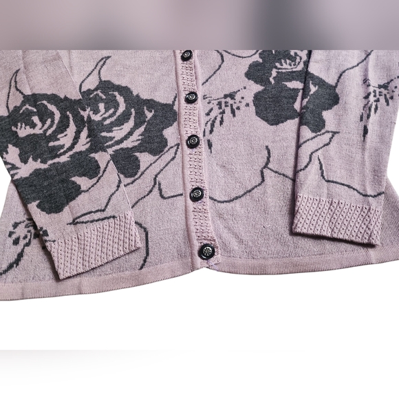 Floral Cardigan - Picture 6 of 10